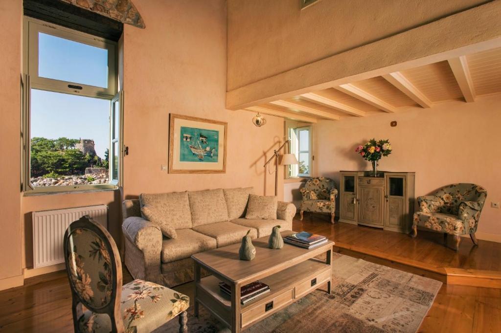 Kyparissia Old Town Lodge With Amazing Sea View Exterior foto